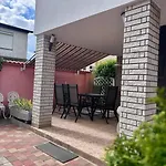 Alex Vip Дом отдыха *
